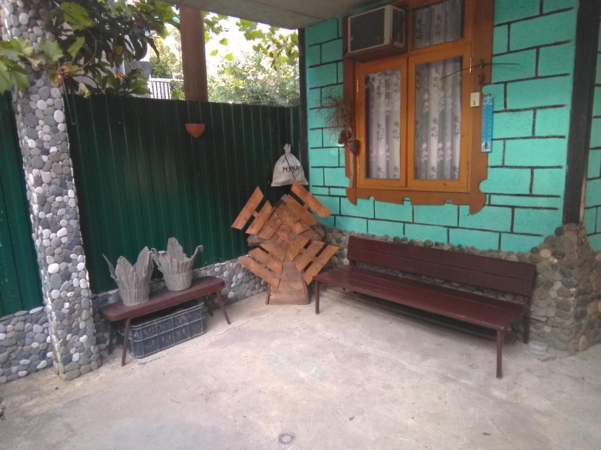 Гостевой Дом В Гаграх"Море Солнца" Gagra Bagian luar foto